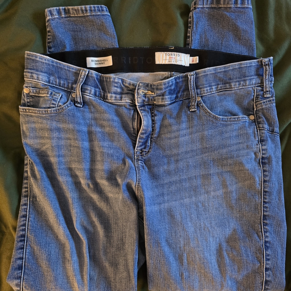 Torrid Women's Bombshell Skinny Jeans